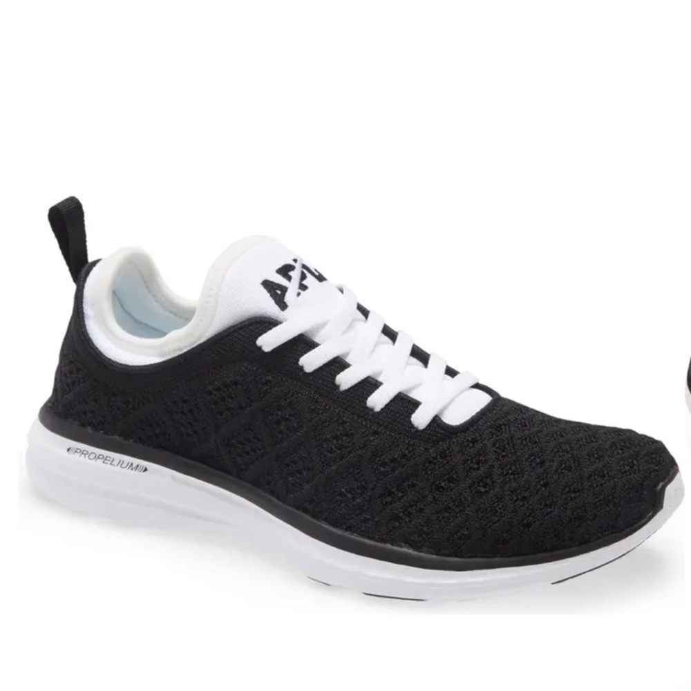APL🔴TechLoom Phantom women’s Athletic Running black/white shoes  9